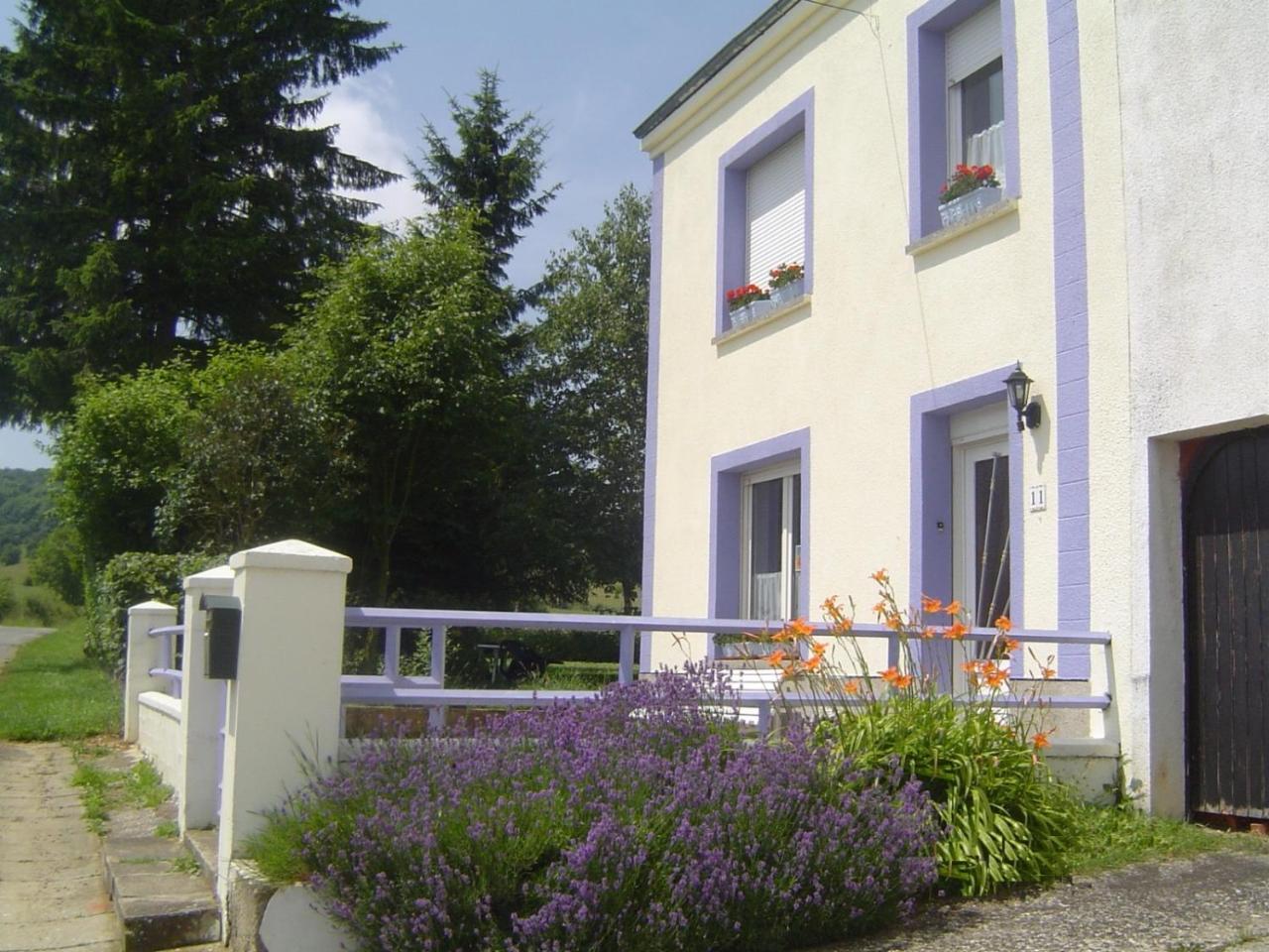 Aux 2 cerisiers — hotel in Virton