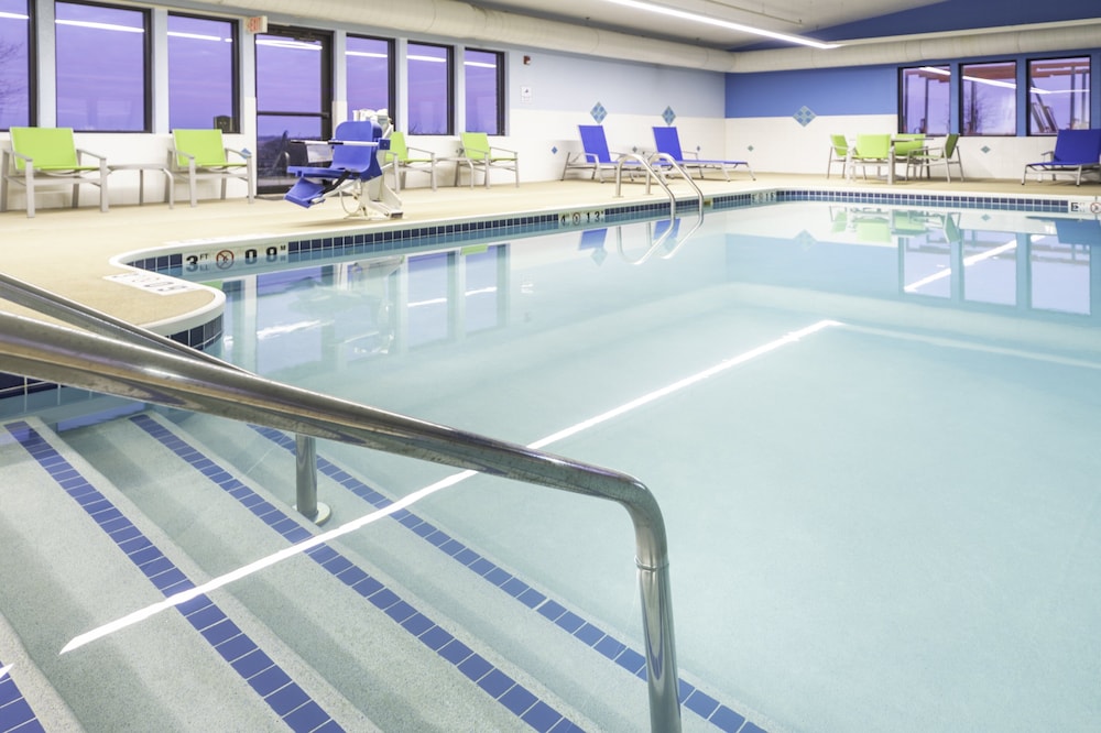 Holiday Inn Express Rochelle by IHG - photo 14