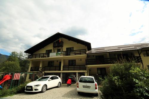Pensiunea Ciobanelu 5898050 — Malaia