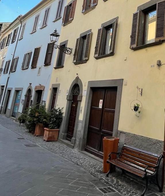 Lo studio di Gabriella in Bolsena, Italy