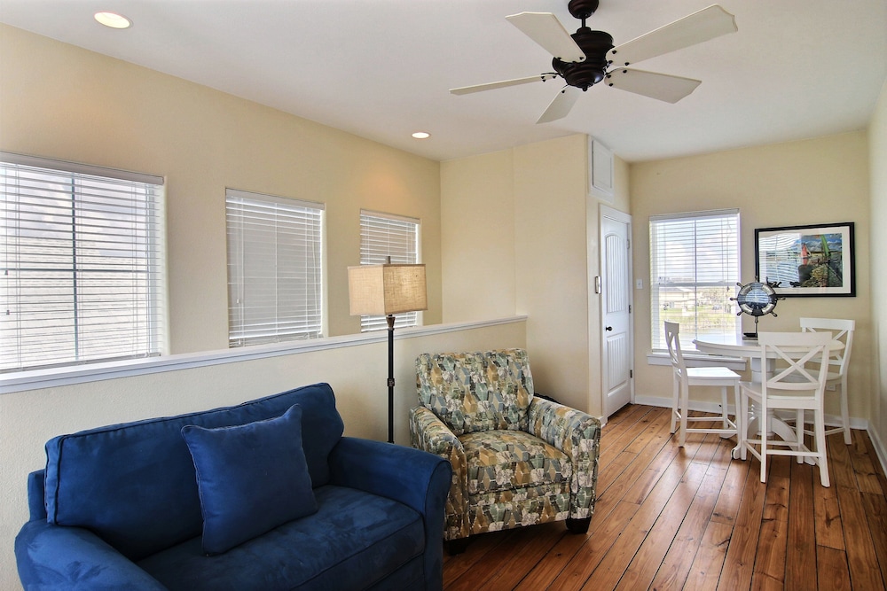 Clp08 kona Cove - photo 12
