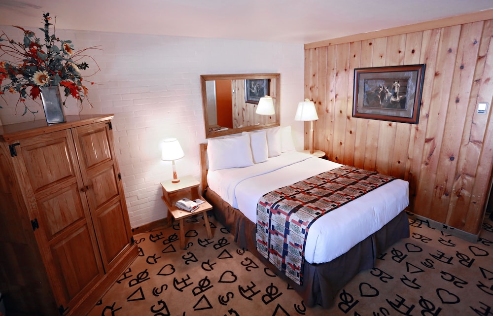 Dude Rancher Lodge - photo 14