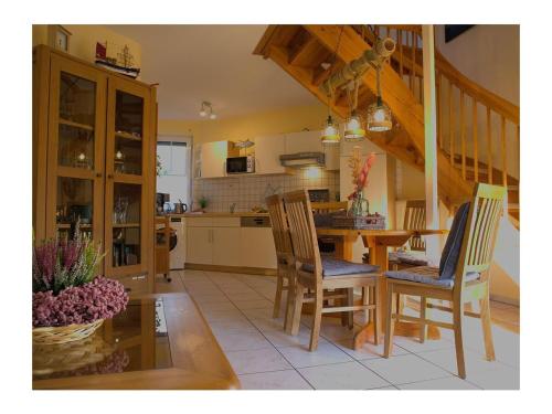 Achtkanthus Achtern Diek in Dorum, Germany