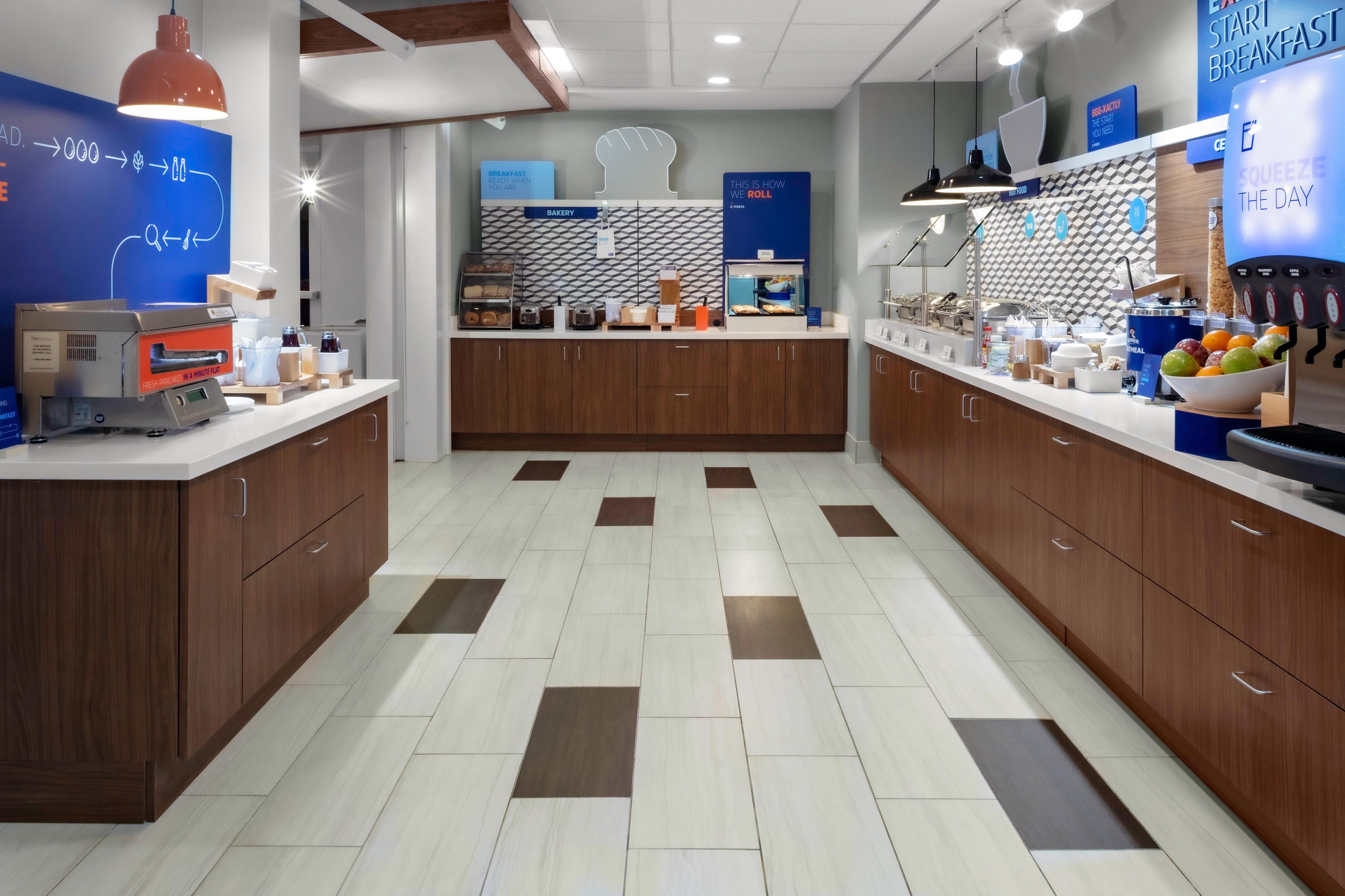 Holiday Inn Express & Suites Wilmington West Medical Park by IHG - photo 24