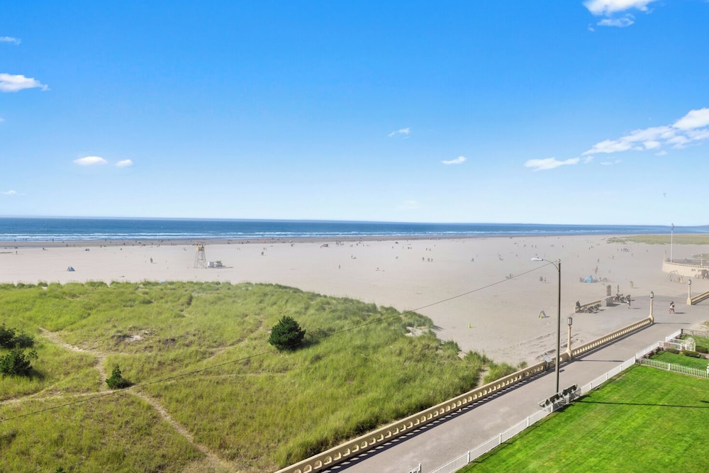 Sand & Sea Resort Condominiums - photo 710