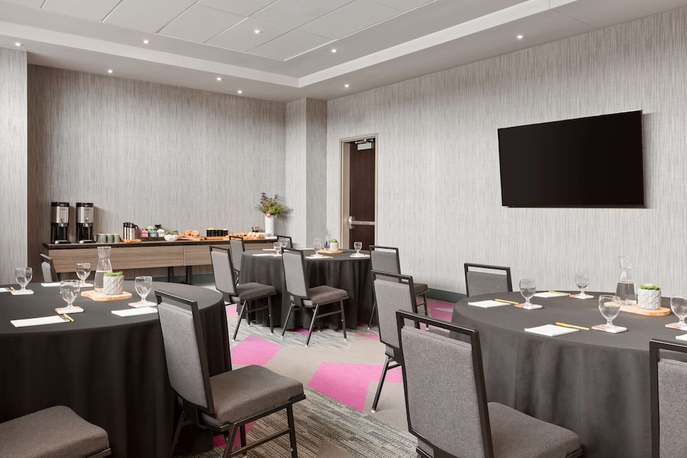 Hilton Garden Inn Boulder - photo 35
