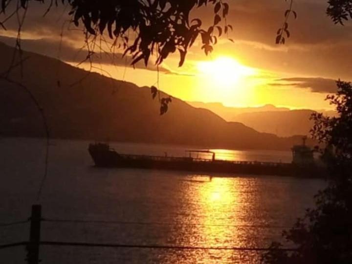 Refúgio na Praia da Armação in Ilhabela, Brasil