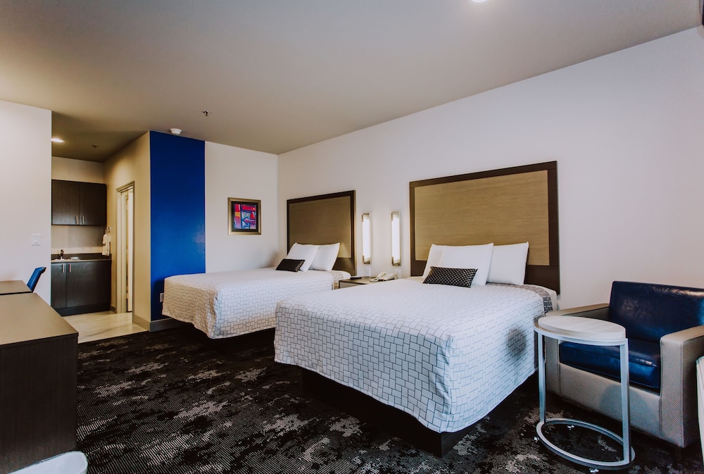 Palace Inn Airtex - photo 6