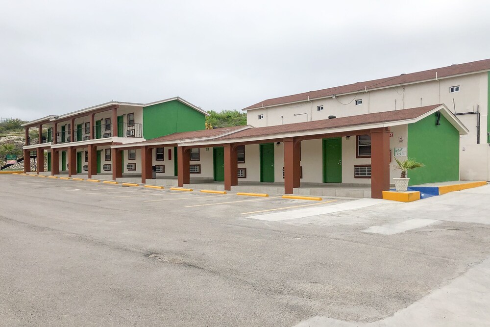Capital O Palms Hotel — Ciudad Acuna — photo 2