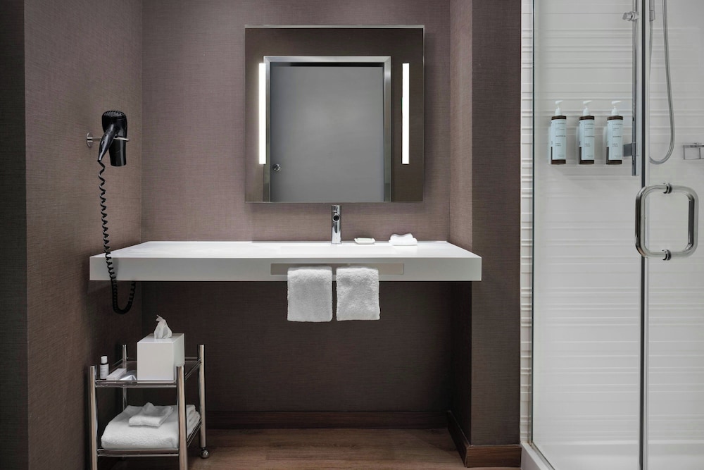 AC Hotel by Marriott Dallas Downtown - photo 19