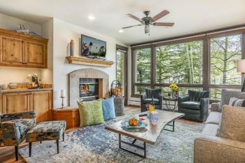 104 Highlands Westview in Avon, United States