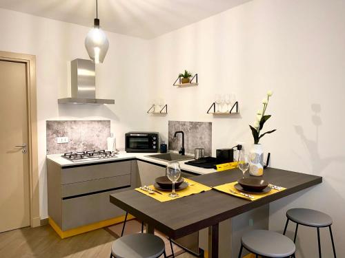 Quattro Canti al Cassaro — 4-Star Luxury Hotel in Palermo, Italy