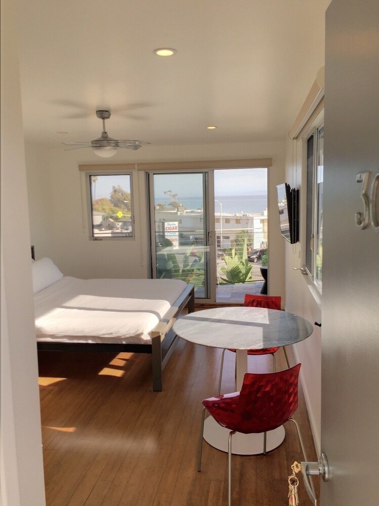 The M Malibu - photo 12
