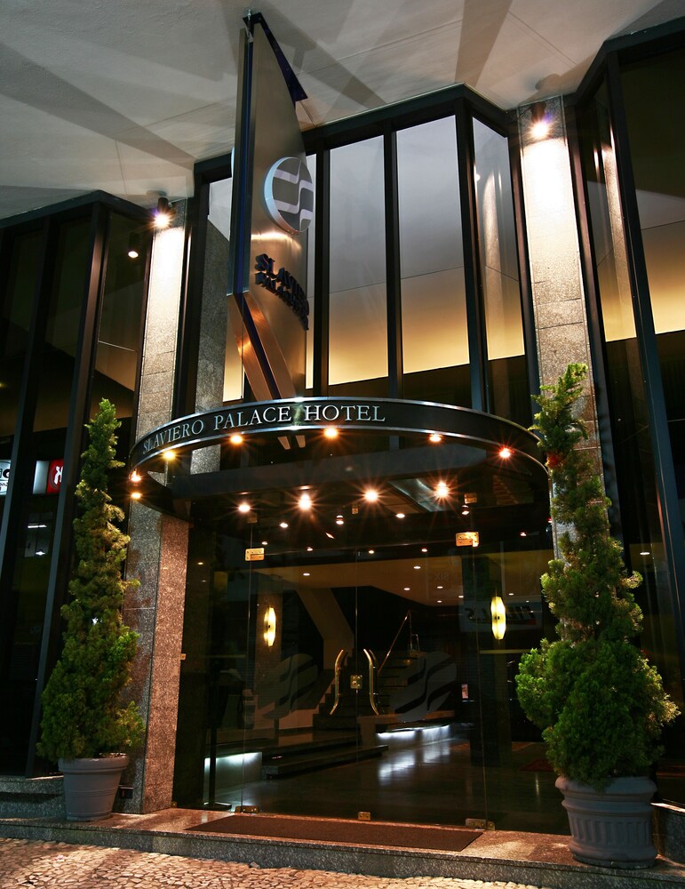 Slaviero Essential Palace Curitiba Centro