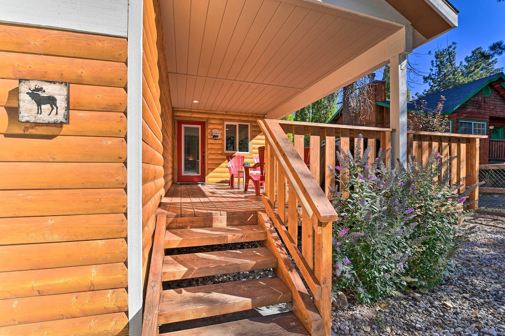 Half mi to Bear Mtn Ski Resort: Cabin w Hot Tub - photo 17