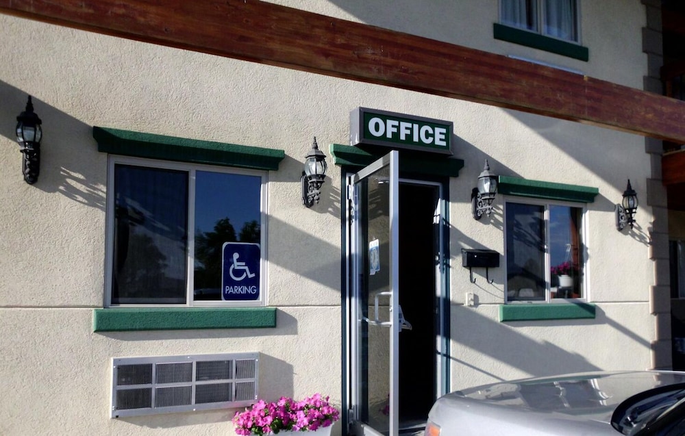 Green Gables Inn - photo 15