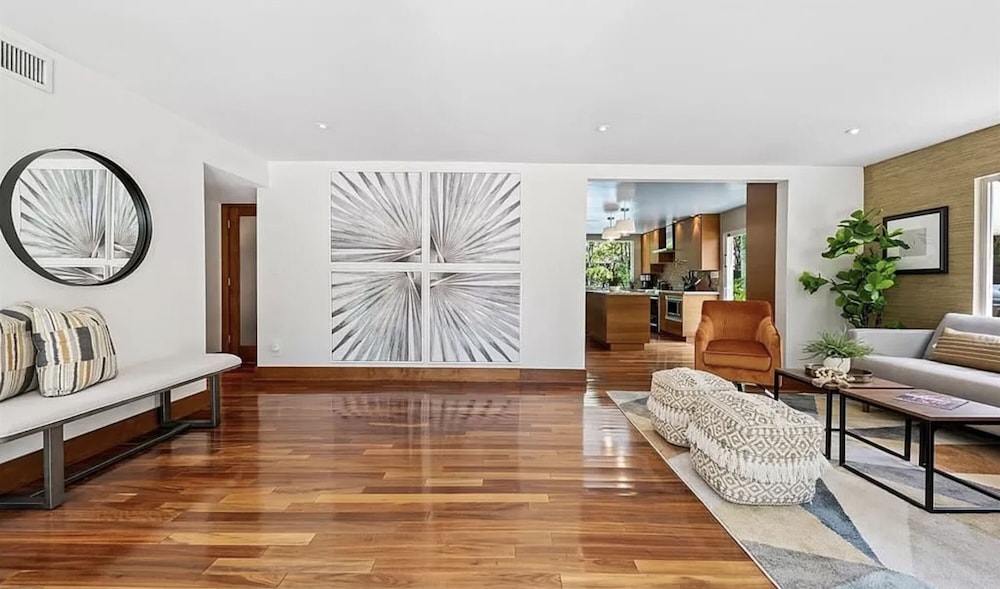 Wilton Manors Stunning Gated Oasis - photo 54