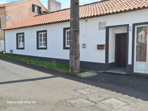AP Luso Brasileiro — hotel in Lajes Das Flores