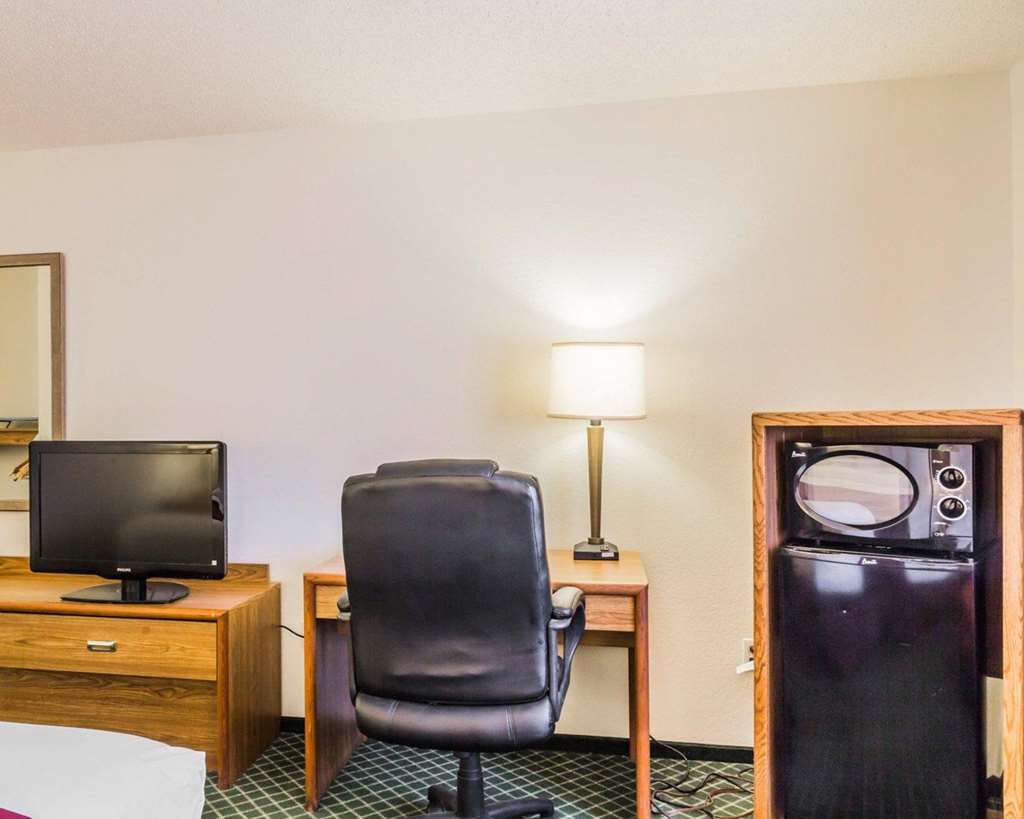 Quality Inn & Suites Golden Denver West - photo 17