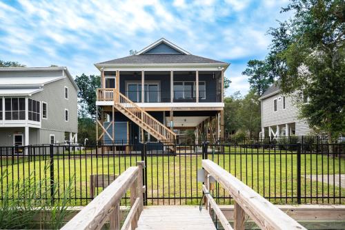Waterway Haven by Oak Island Accommodations - photo 7