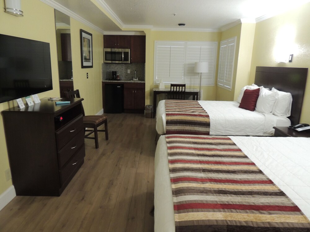 Pacific Inn of Redwood City - photo 20