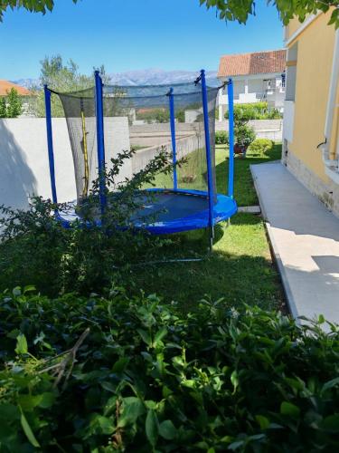 Villa Solaris — 4-Star Luxury Hotel in Gradina, Croatia