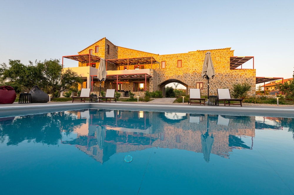 Abeloessa Methonian Hospitality in Methoni, Greece