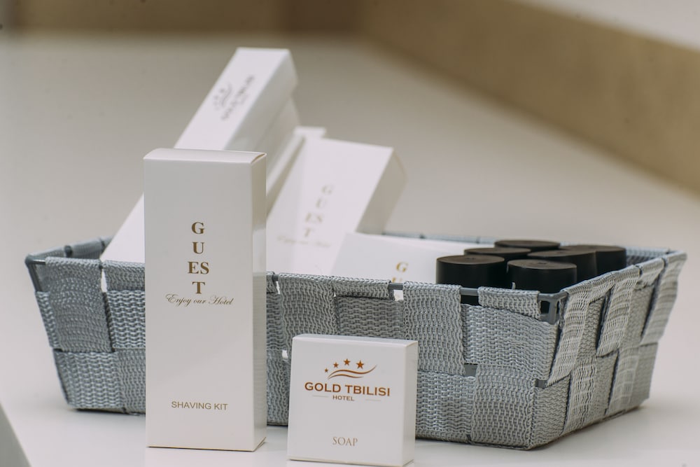 Bathroom amenities
