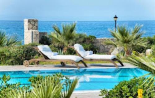 Villa Mare Katerina — 4-Star Luxury Hotel in Hersonissos, Greece
