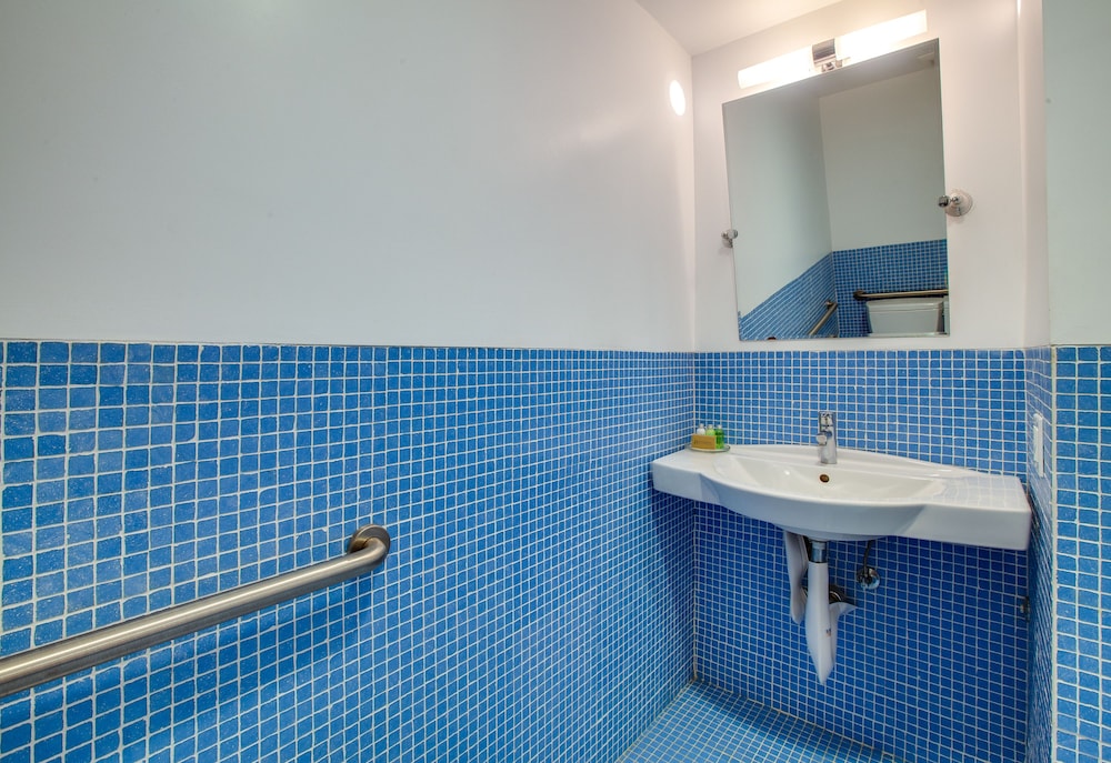 Venice Breeze Suites - photo 30