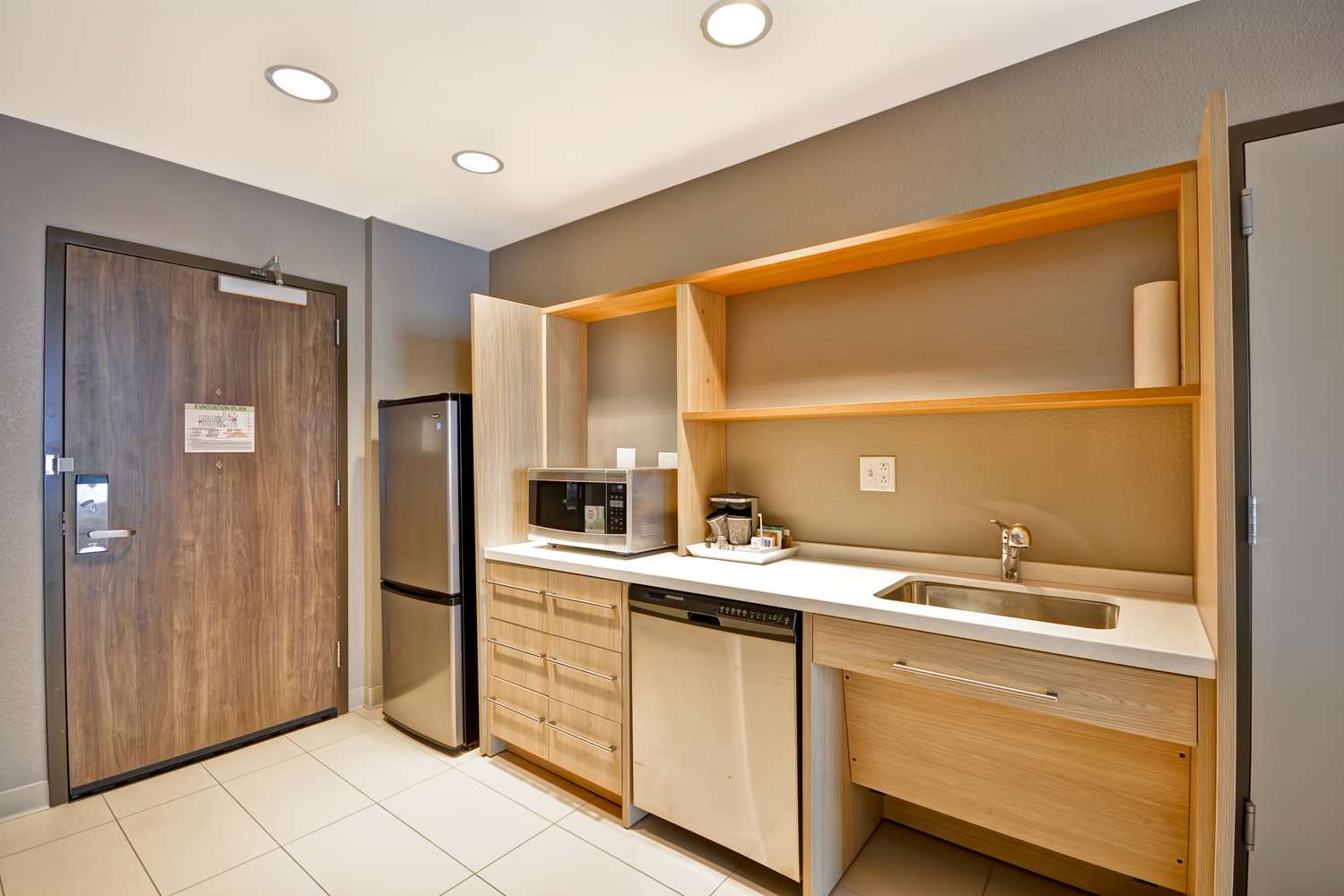 Home2 Suites by Hilton Pigeon Forge - photo 43