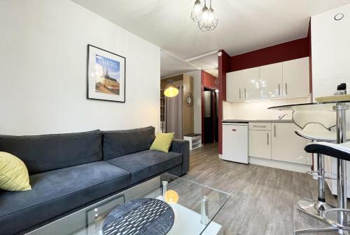 Le Chasles for 2 Persons in Chartres, France