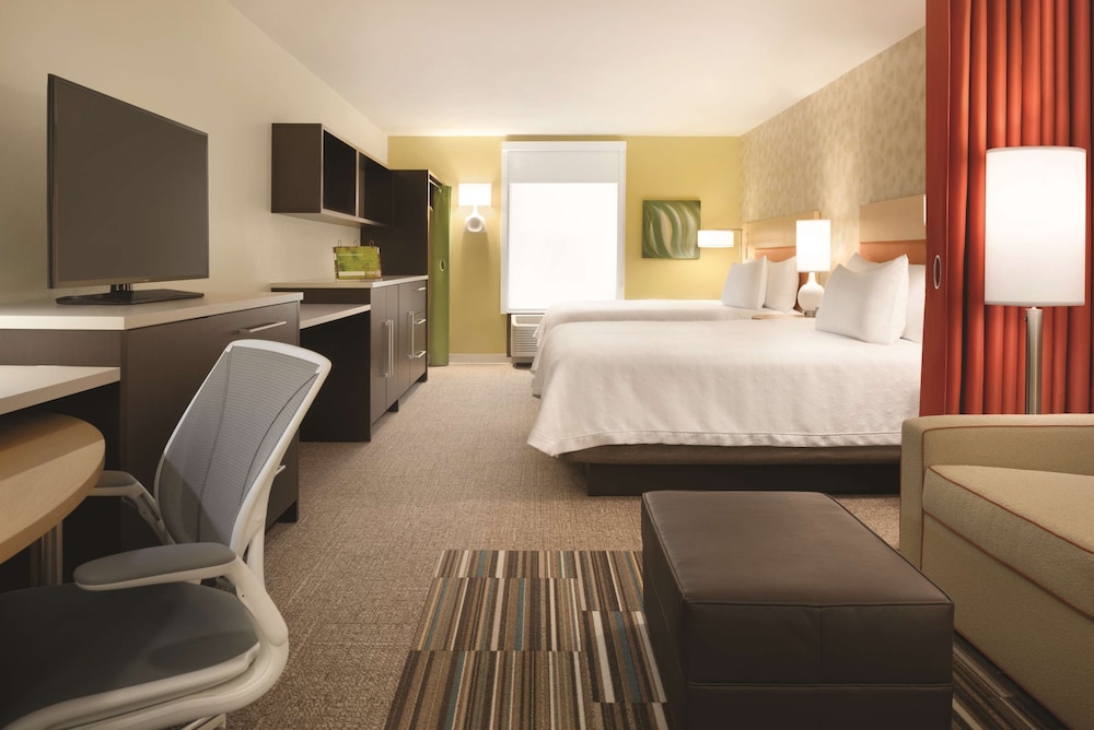 Home2 Suites Iowa City Coralville - photo 6