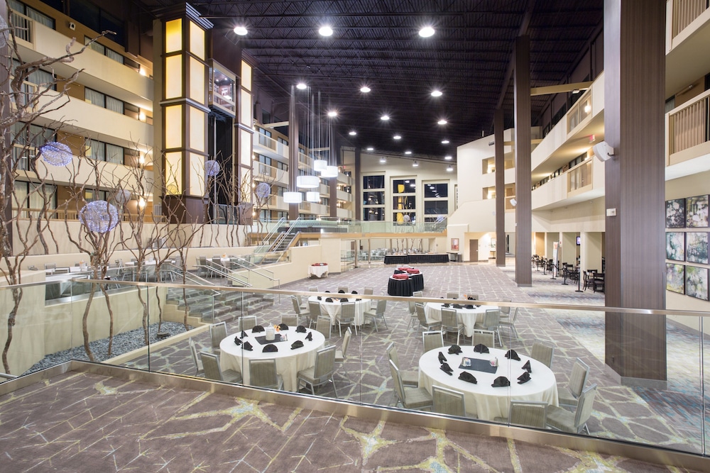Wyndham Grand Executive Center Little Rock Airport - photo 45