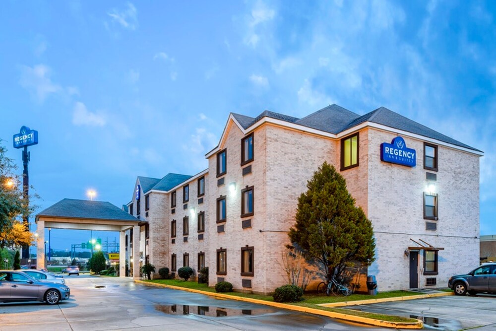 Regency Inn & Suites Biloxi - photo 28