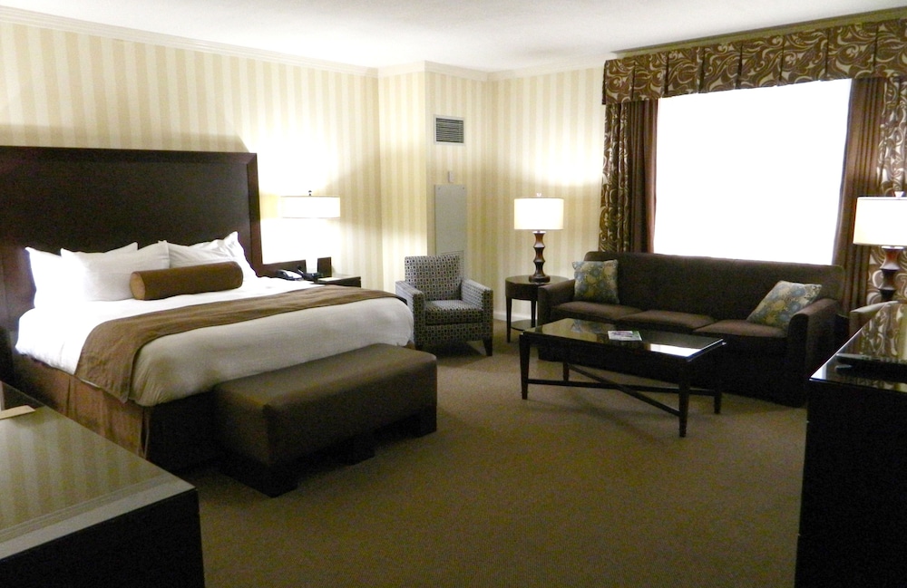 Bally s Shreveport Casino and Hotel - photo 4