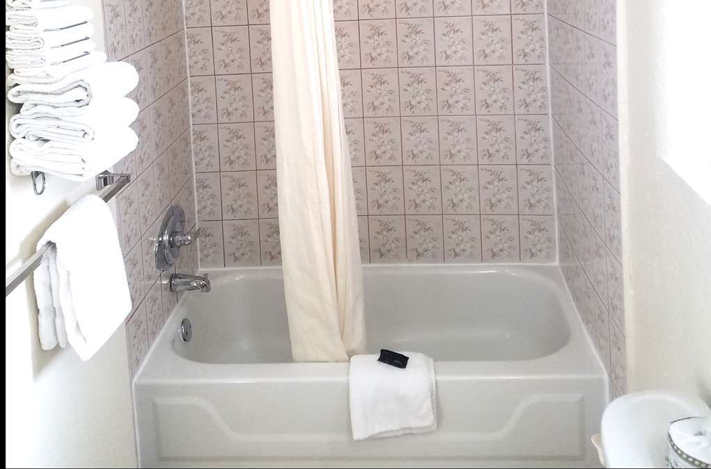 Americas Best Value Inn Williams Grand Canyon - photo 12
