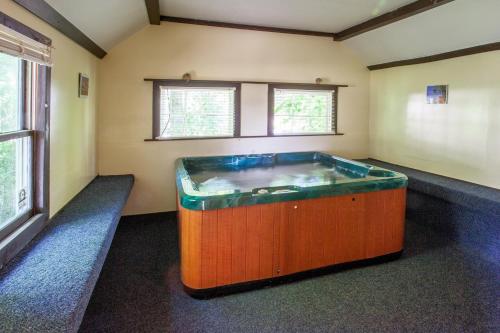 Village Suites - photo 14