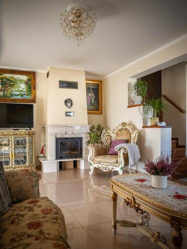 Prywatny Dom z Parkingiem Trzy Sypialnie Self check in Faktura in Rzeszow, Poland