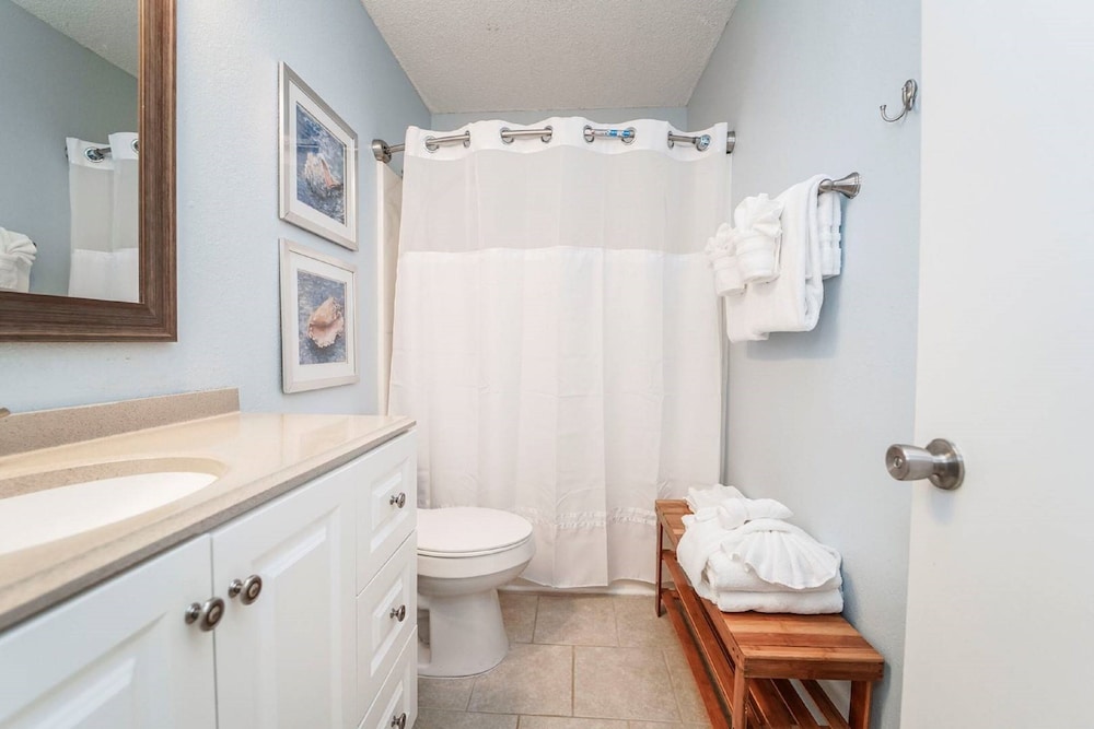Portside Resort by Panhandle Getaways - photo 102