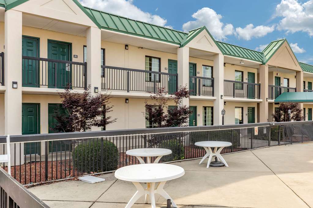 Quality Inn & Suites Hanes Mall - photo 30