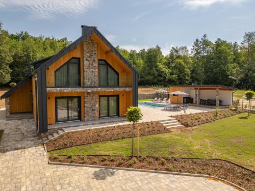 Villa Korina Mountains Tranquility and Comfort — 4-Star Luxury Hotel in Gospic, Croatia