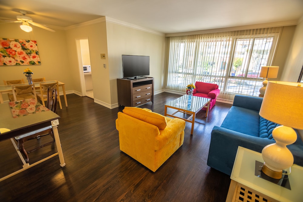 Cal Mar Hotel Suites - photo 7