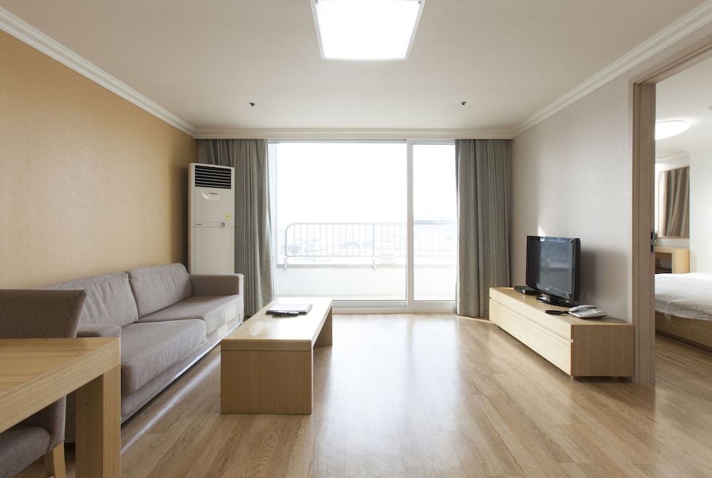 Kumho Tongyeong Marina Resort — Kosong — photo 2