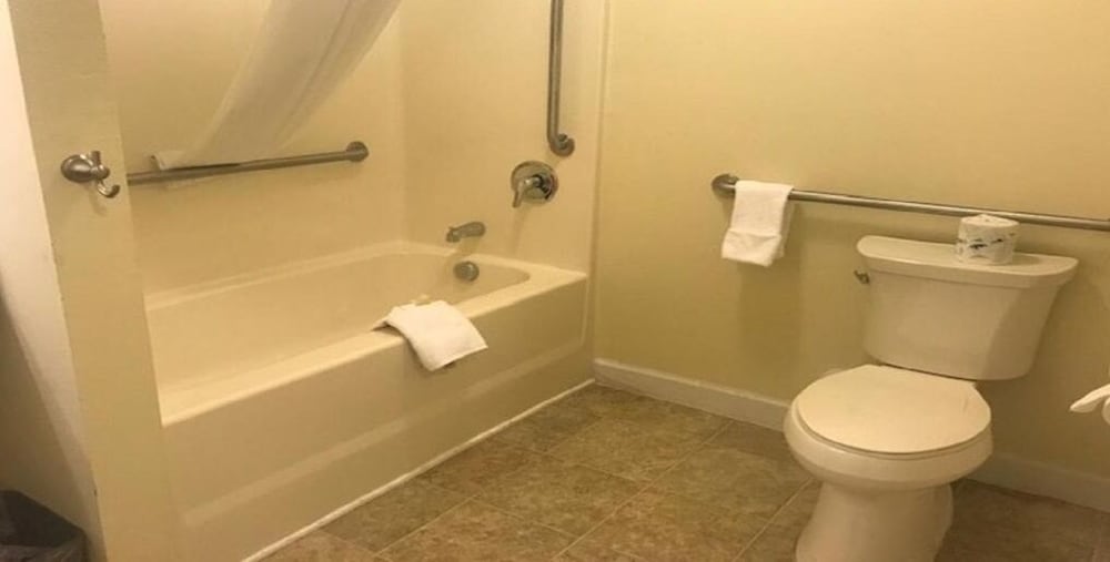 Affordable Suites Fayetteville - photo 20
