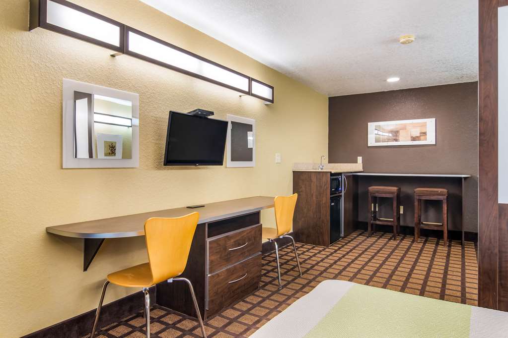 Motel 6 Canton GA - photo 6