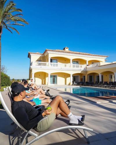 Casa Ferrel Luxury 9 Bedroom Villa with Indoor & Outdoor Pools — 4-Star Luxury Hotel in Lagos, Portugal
