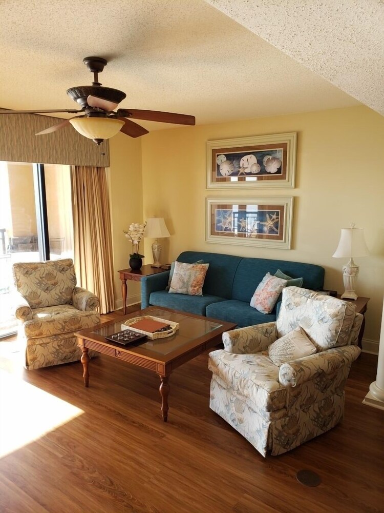 The Island 914 by RedAwning - photo 13
