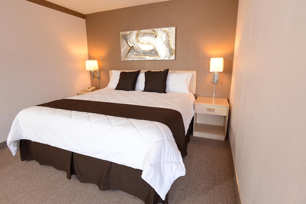 Burlington Inn - photo 15