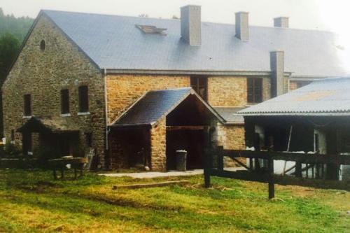 Les Ecuries de Lesse - carbon neutral hotel in Libin